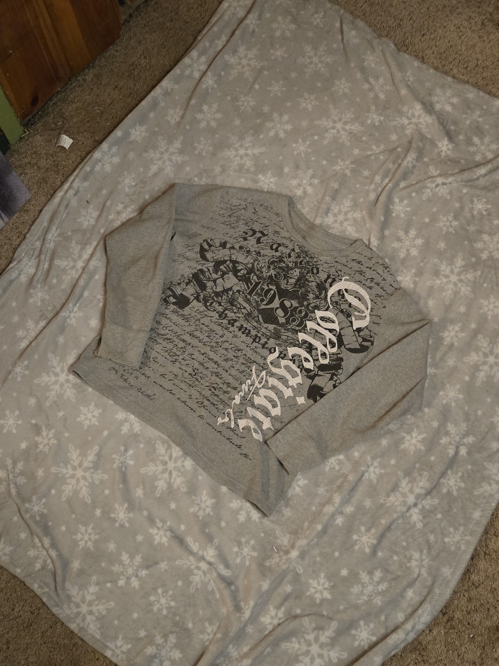 Affliction Gray Graphic Long Sleeve Crewneck Sweatshirt